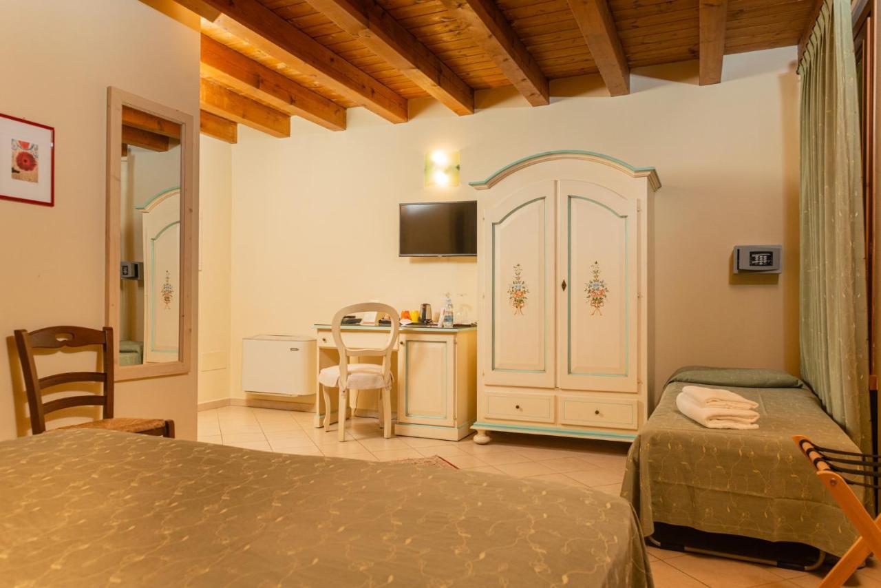 Agriturismo Dei Grippi Sona Luaran gambar