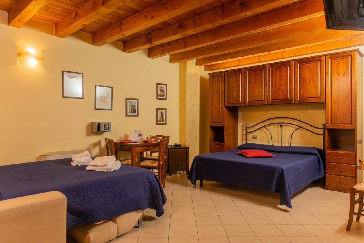 Agriturismo Dei Grippi Sona Luaran gambar