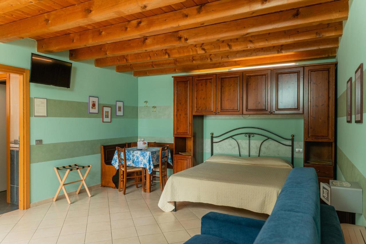 Agriturismo Dei Grippi Sona Luaran gambar